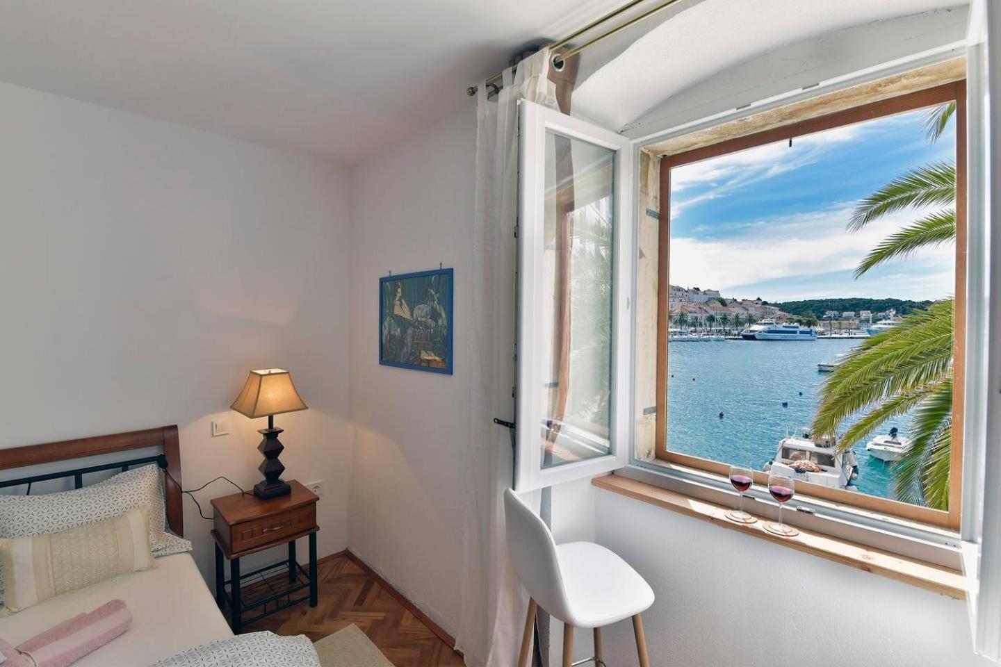 Harmony Room With A Magical Seaview Hvar Town Eksteriør billede